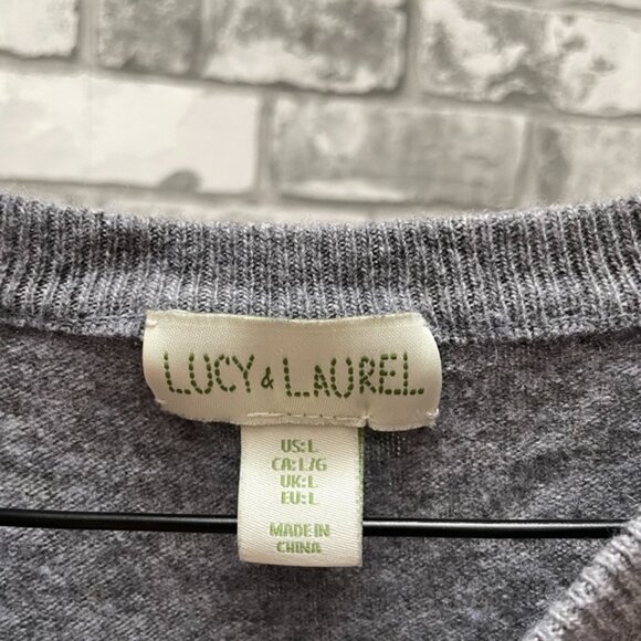 Lucy & Laurel Reindeer Pom Pom Holiday Sweater – Gray (Women’s L) - Picture 2 of 4